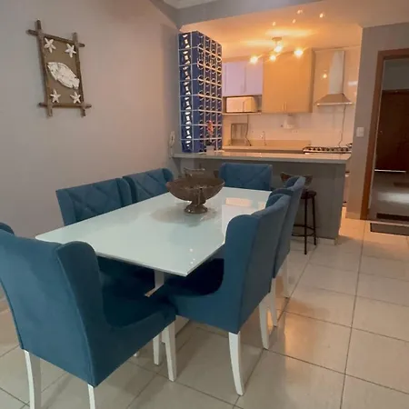 LINDO, apartamento praia da enseada Ubatuba, 100 mts da praia-3